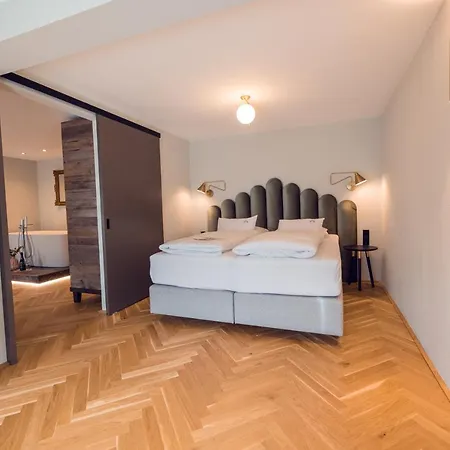 Alpine Hideaway Zillertalerhof 4*