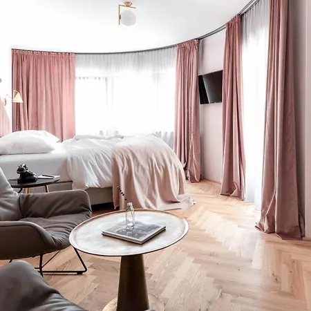 Alpine Hideaway Zillertalerhof