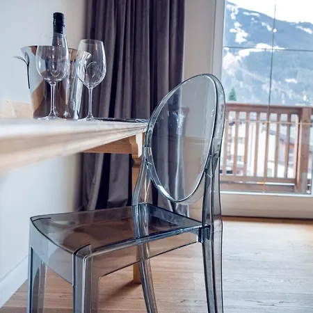 호텔 Alpine Hideaway Zillertalerhof