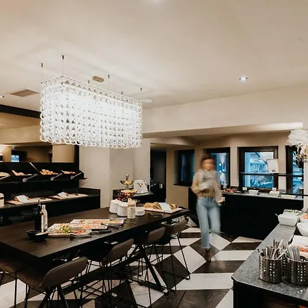 Alpine Hideaway Zillertalerhof Майргофен