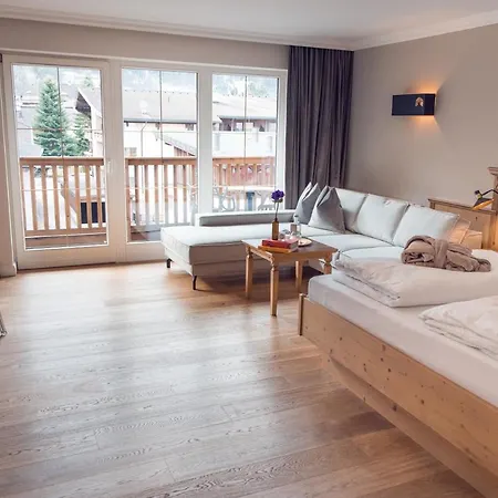Alpine Hideaway Zillertalerhof 4* Майргофен