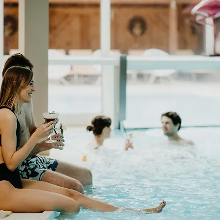 Готель Alpine Hideaway Zillertalerhof