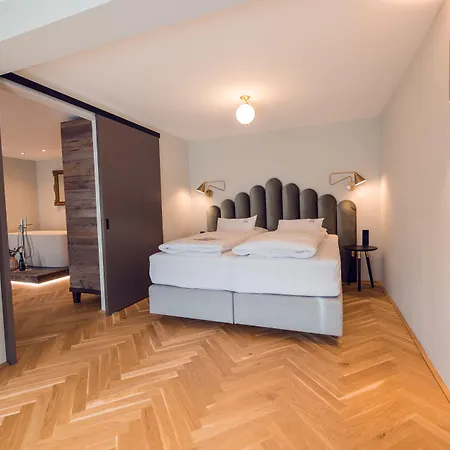 Alpine Hideaway Zillertalerhof - 4 Sterne Superior