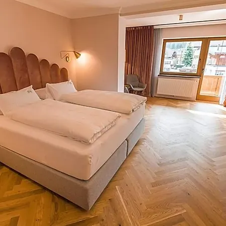 Alpine Hideaway Zillertalerhof Hotel