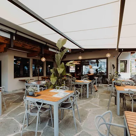 Hotel Alpine Hideaway Zillertalerhof 4*