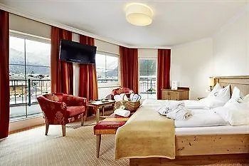 Alpine Hideaway Zillertalerhof Hotel 4*