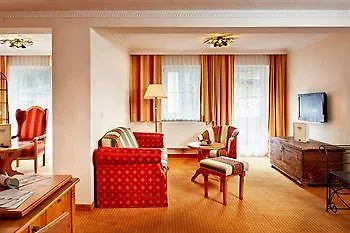 Alpine Hideaway Zillertalerhof Hotel