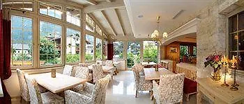 Hotel Alpine Hideaway Zillertalerhof 4*