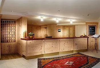 Alpine Hideaway Zillertalerhof Hotel 4*