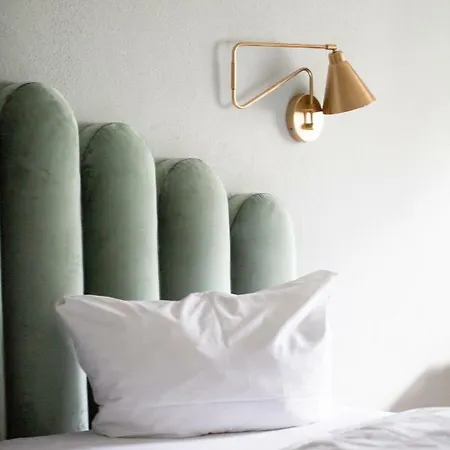 Alpine Hideaway Zillertalerhof Готель