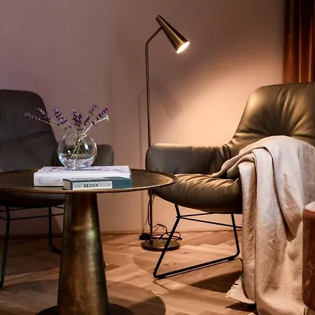 Готель Alpine Hideaway Zillertalerhof 4*