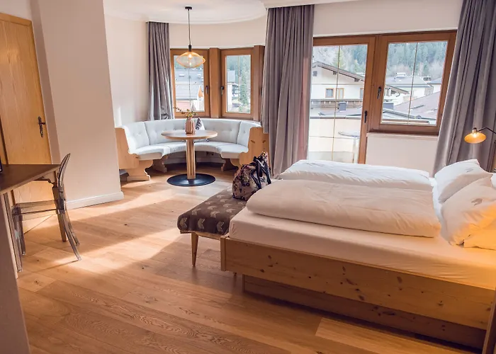 Ξενοδοχείο Alpine Hideaway Zillertalerhof 4*
