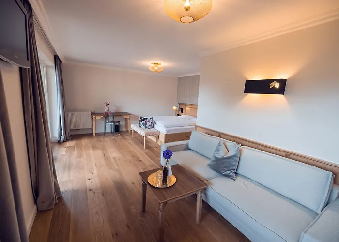 Alpine Hideaway Zillertalerhof Ξενοδοχείο 4*